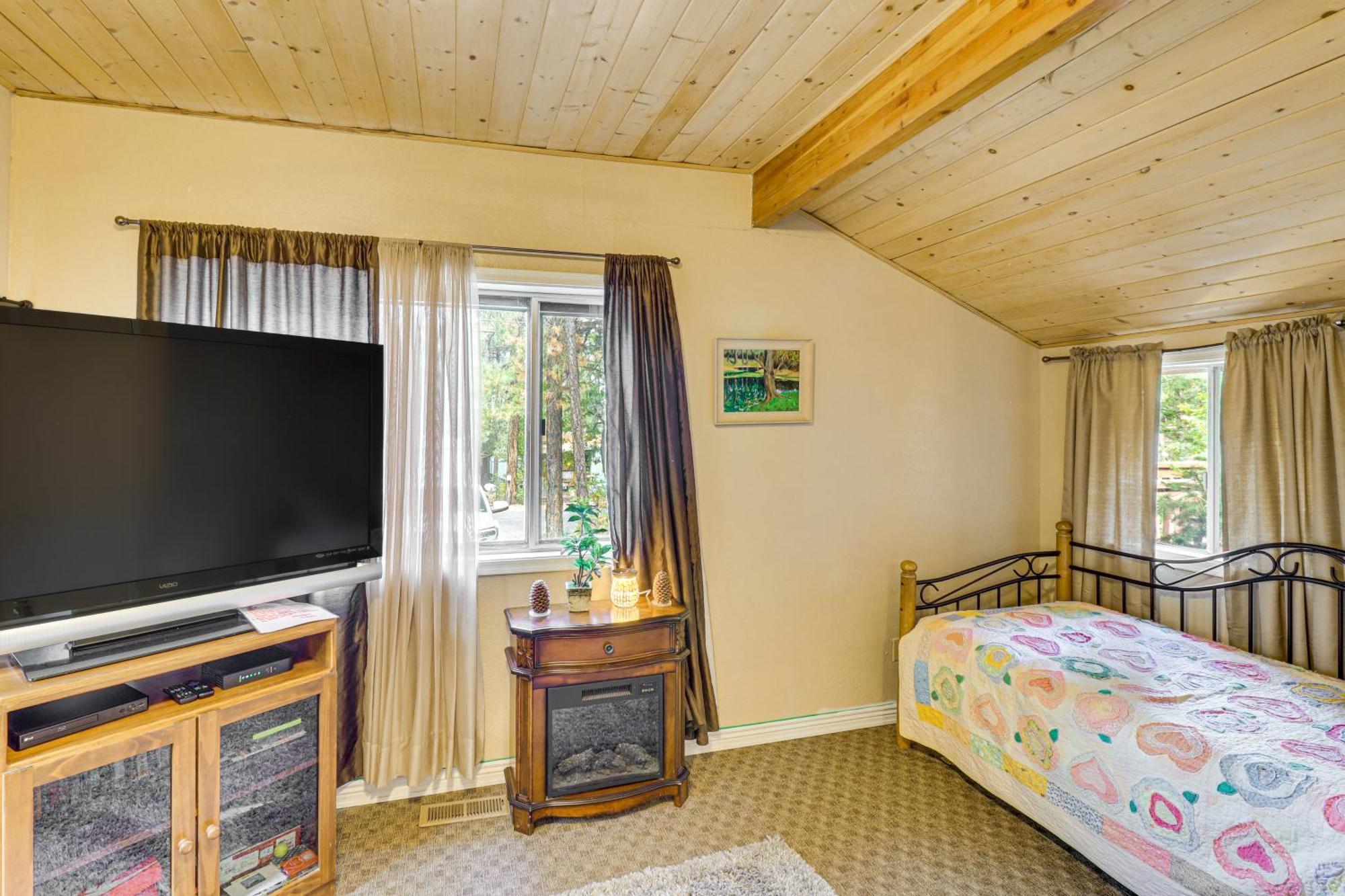 Cozy Lakeside Escape With Deck 4 Mi To Rainbow Lake Pinetop-Lakeside Luaran gambar